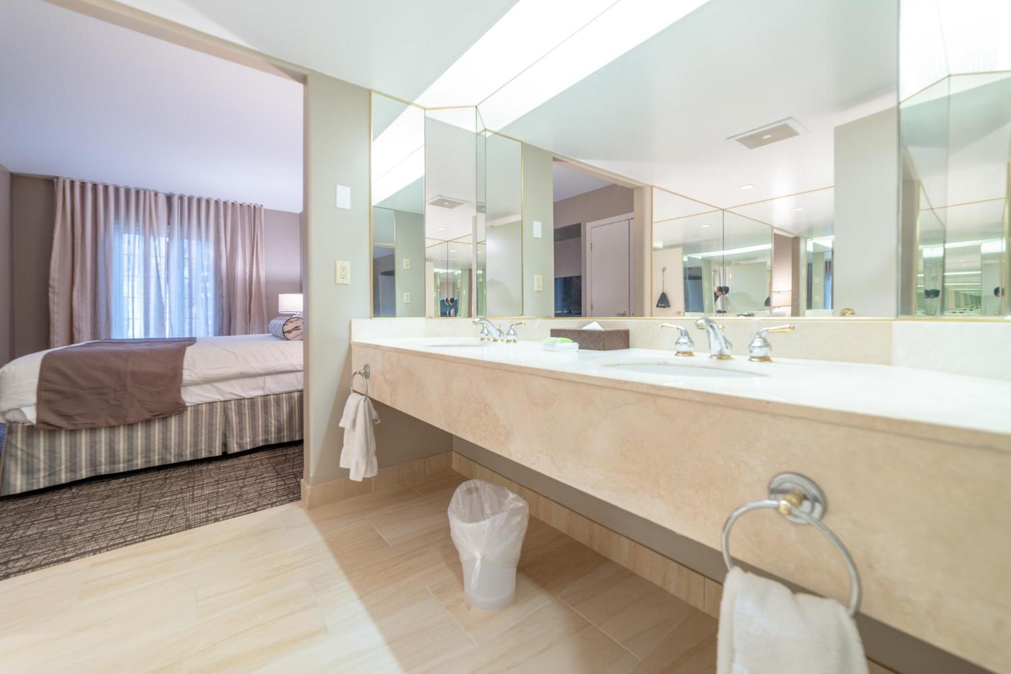 Horseshoe Valley Suites - The Azure Shanty Bay 外观 照片